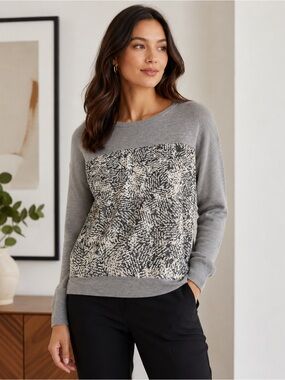 ✨ Diane von Furstenberg 100% Wool Sequin Sweater ✨ Size M